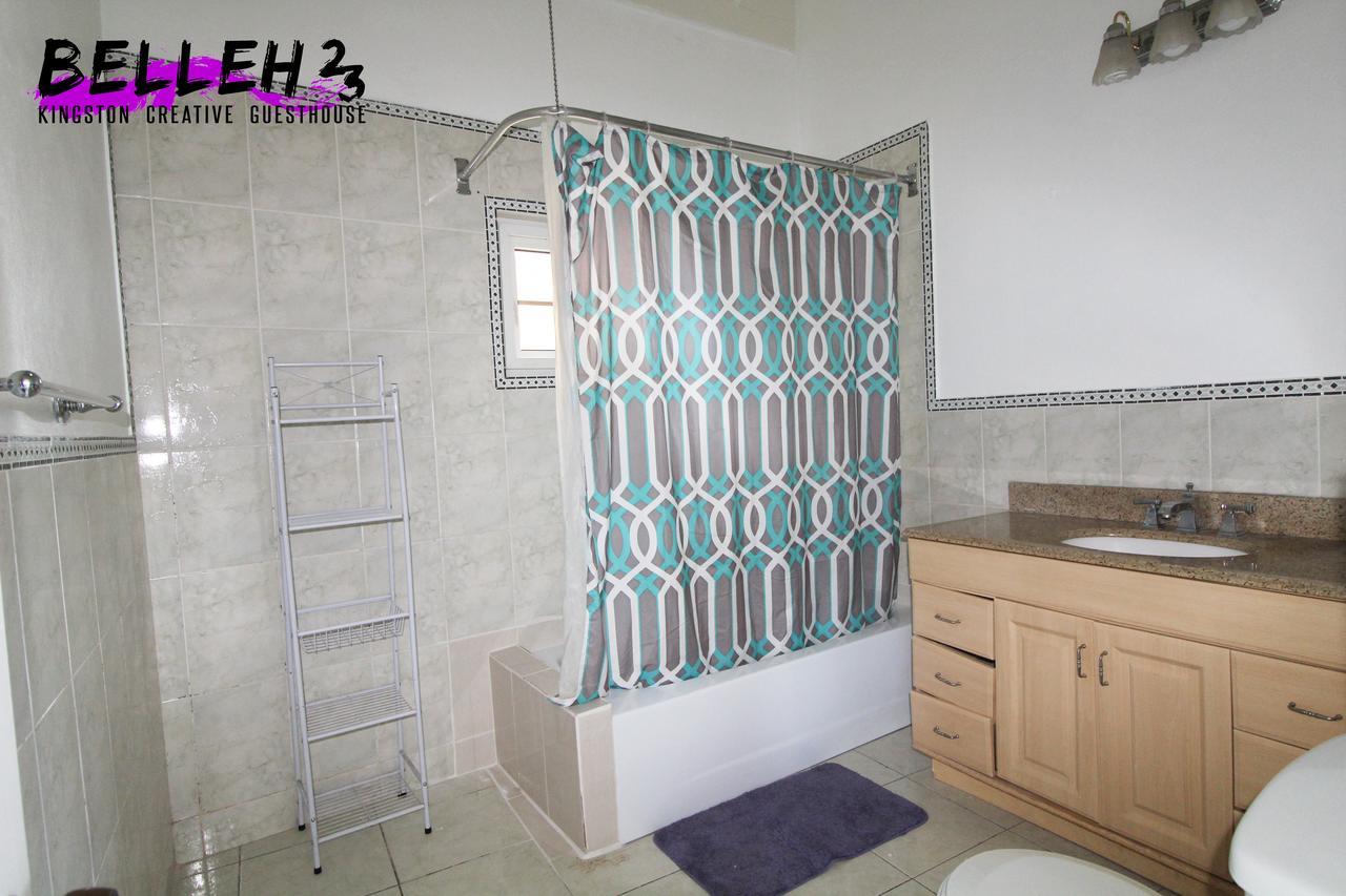 Belleh23 Kingston Creative Guesthouse Ngoại thất bức ảnh