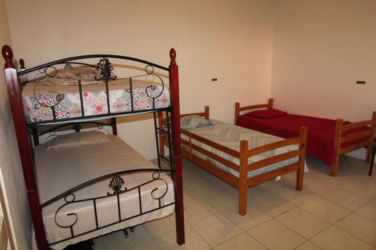 Belleh23 Kingston Creative Guesthouse Ngoại thất bức ảnh