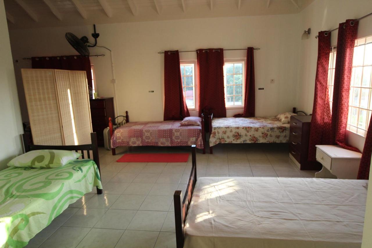 Belleh23 Kingston Creative Guesthouse Ngoại thất bức ảnh